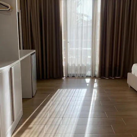 Adriatik Szálloda 4*