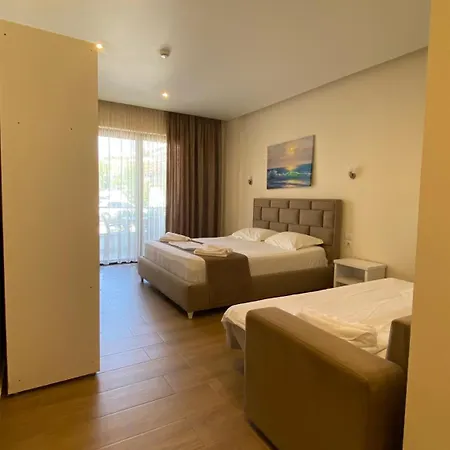 Adriatik Hotel 4*