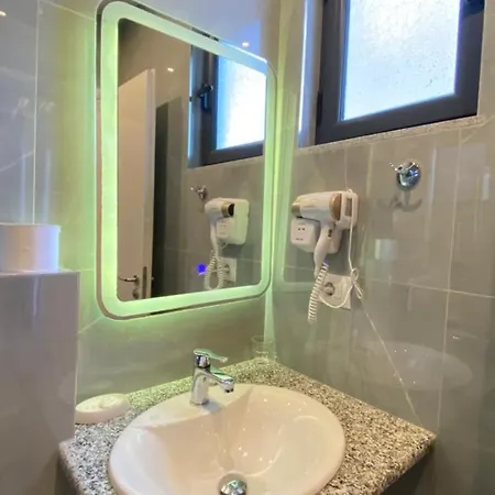 Hotel Adriatik