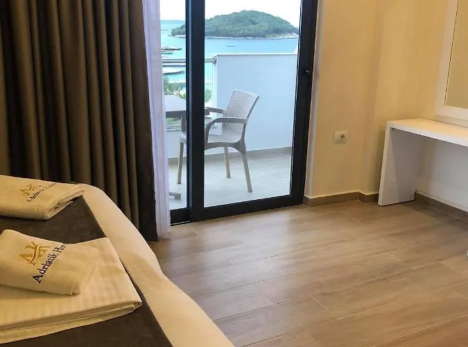 Adriatik Hotel 4*